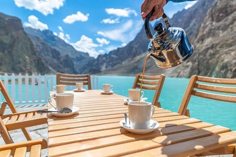 Luxus Hunza Attabad Lake Resort