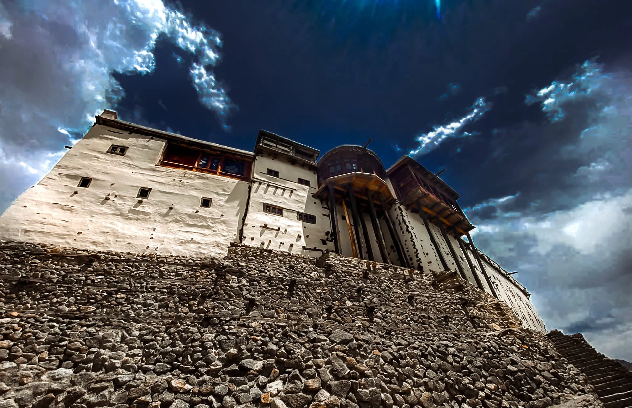 Hunza Tour Packages Child