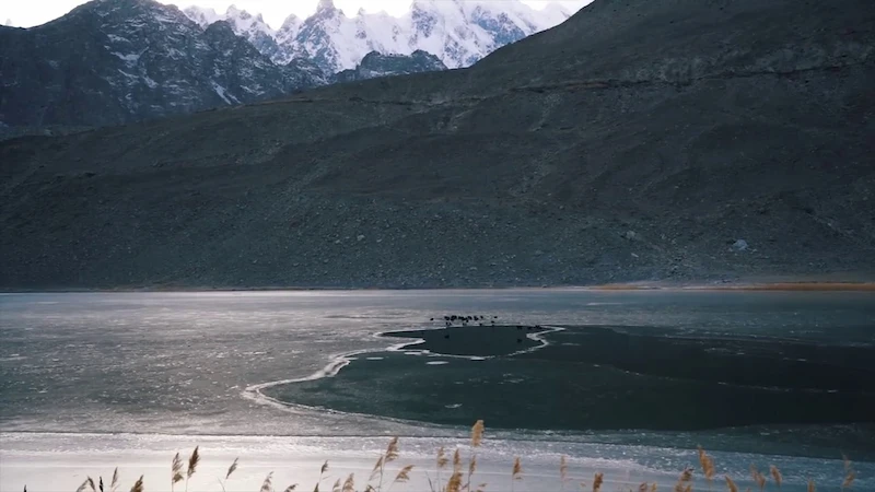 borith lake hunza