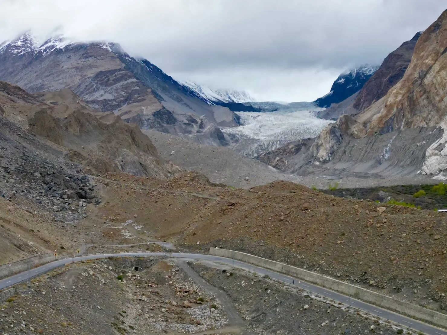 Hunza Tour Packages Child