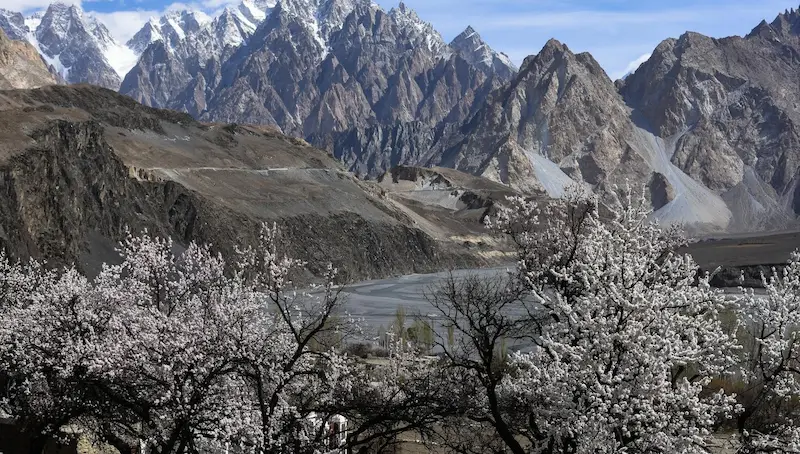Passu cones hunza