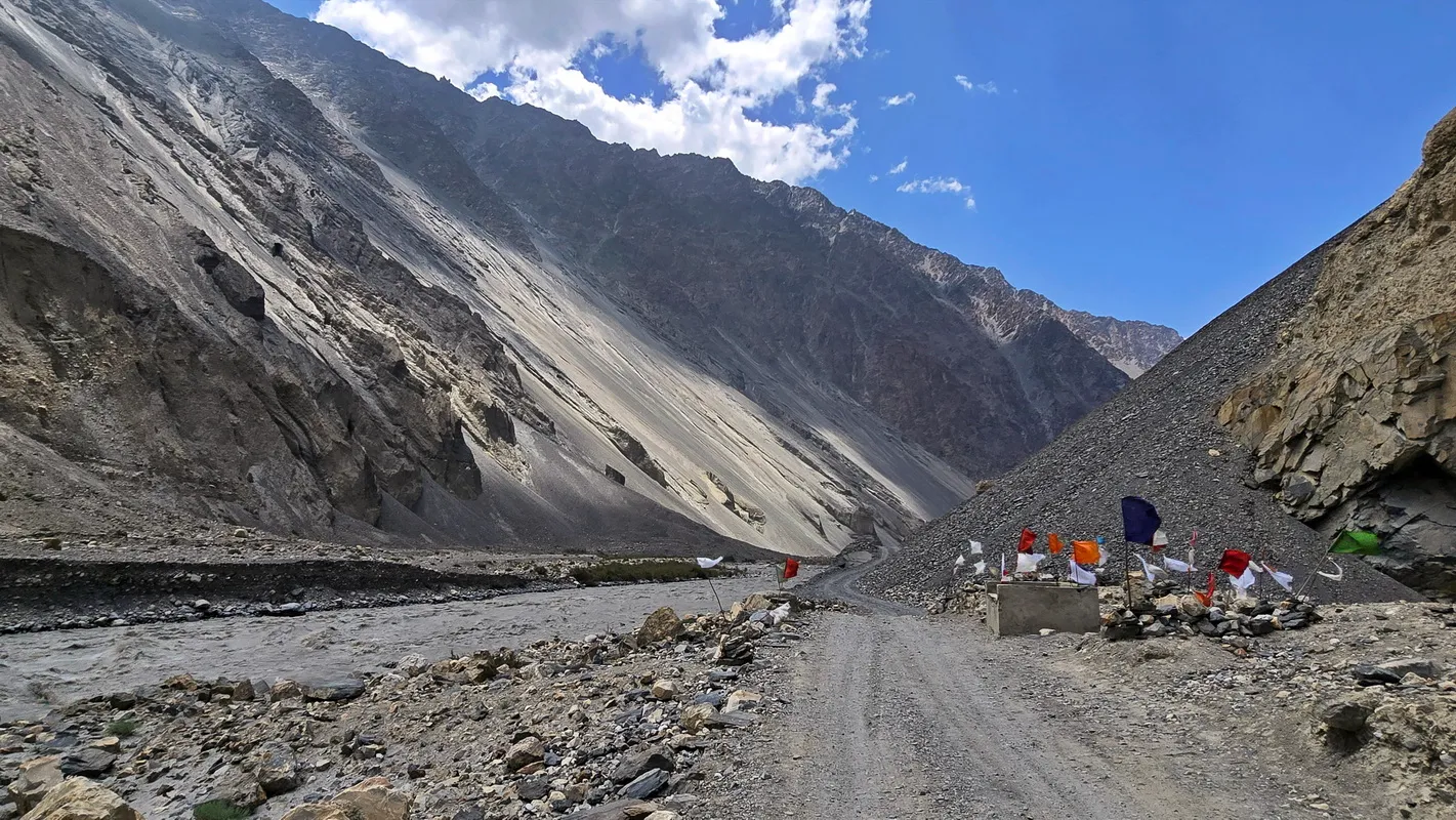 Hunza Tour Packages Child