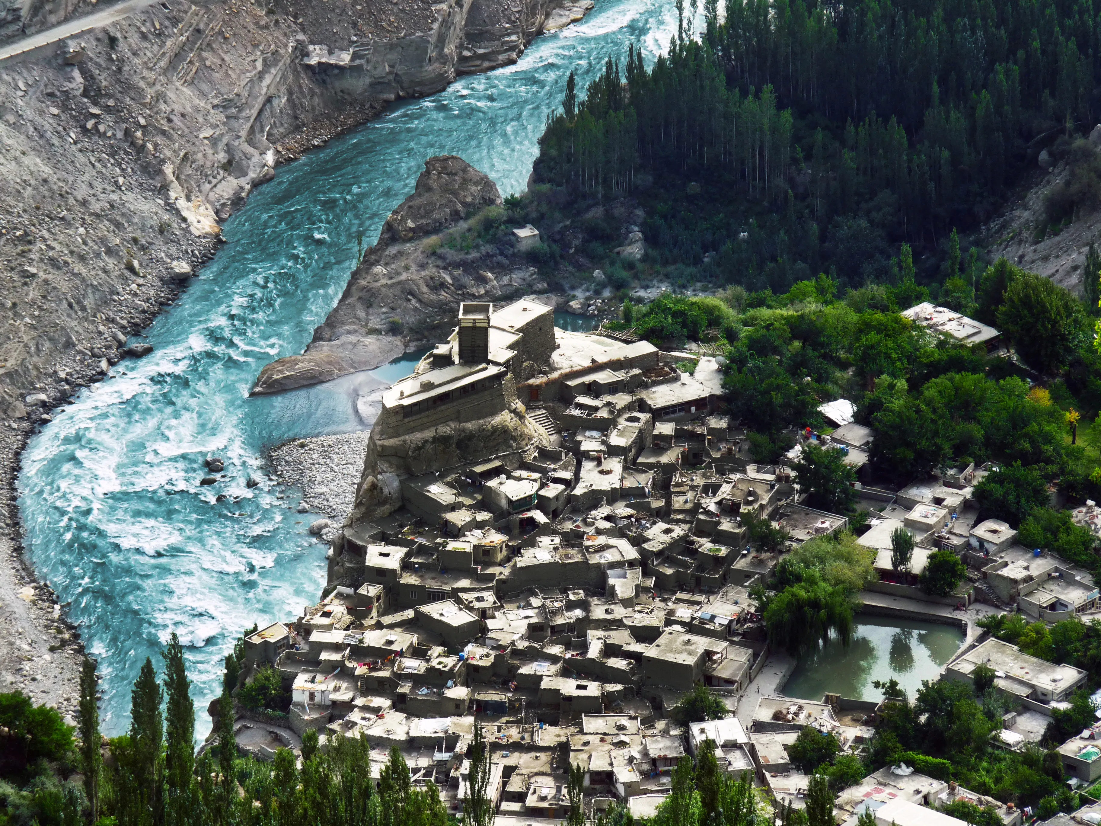 Hunza Tour Packages Child