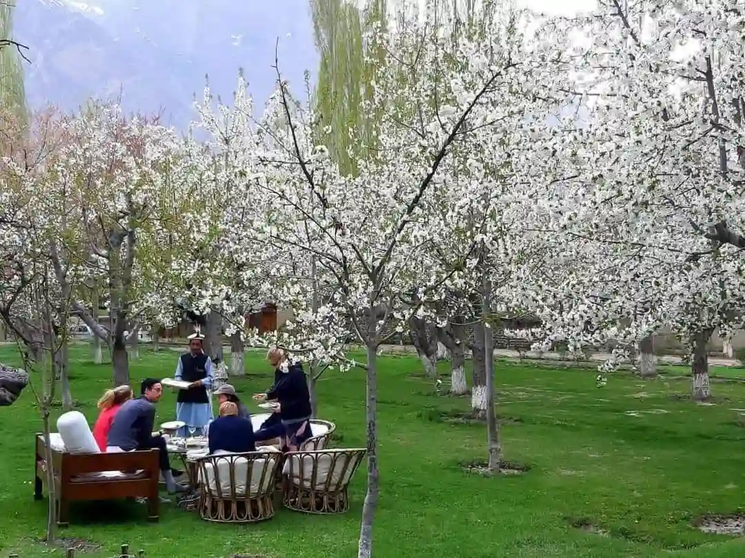 Hunza Tour Packages Child